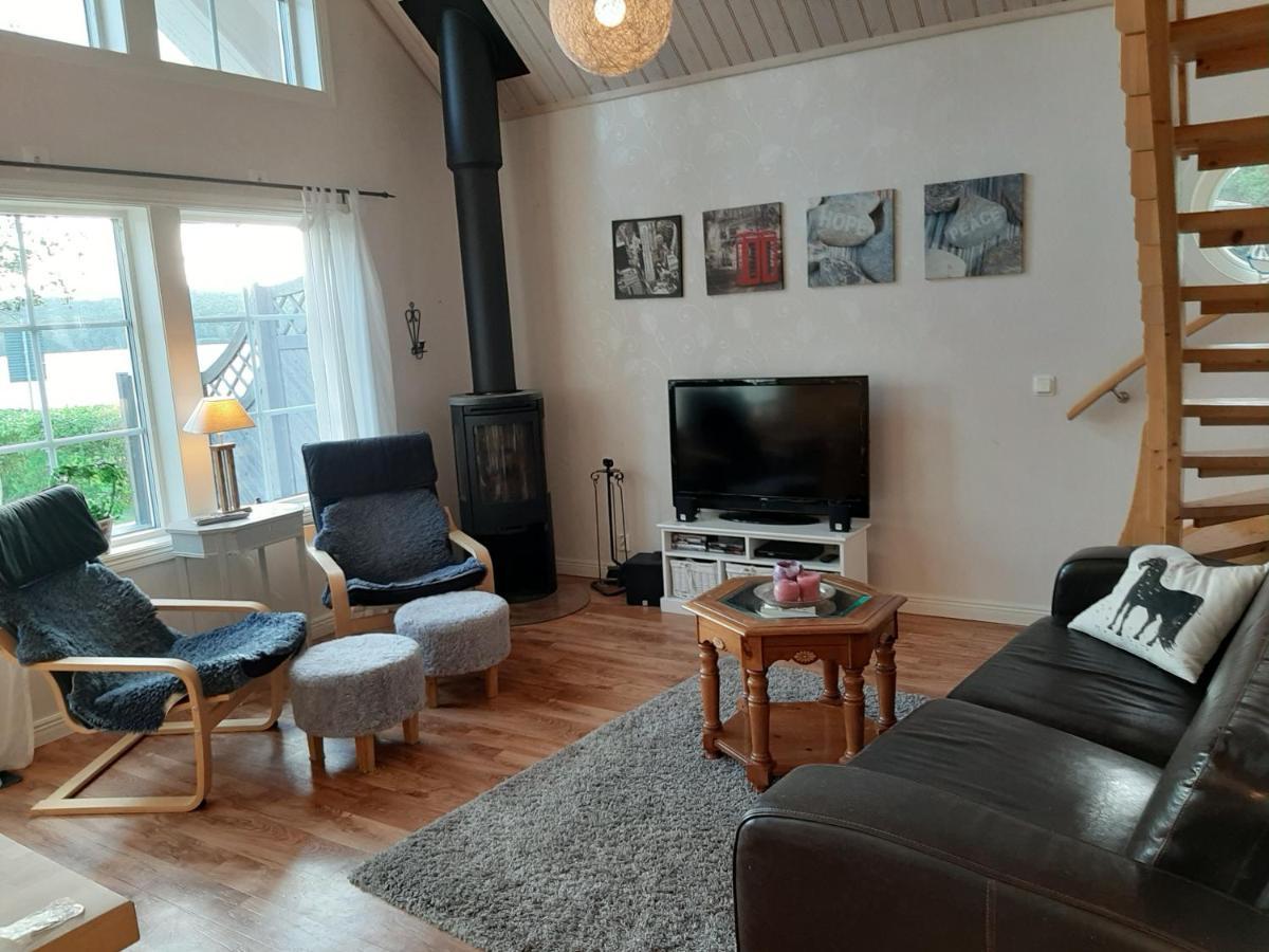 Sjoenaera Ullared Villa Exterior foto